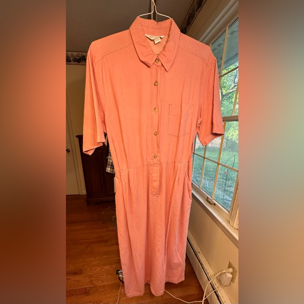 90’s VINTAGE LANDS’ END SHIRT DRESS WITH POCKETS!